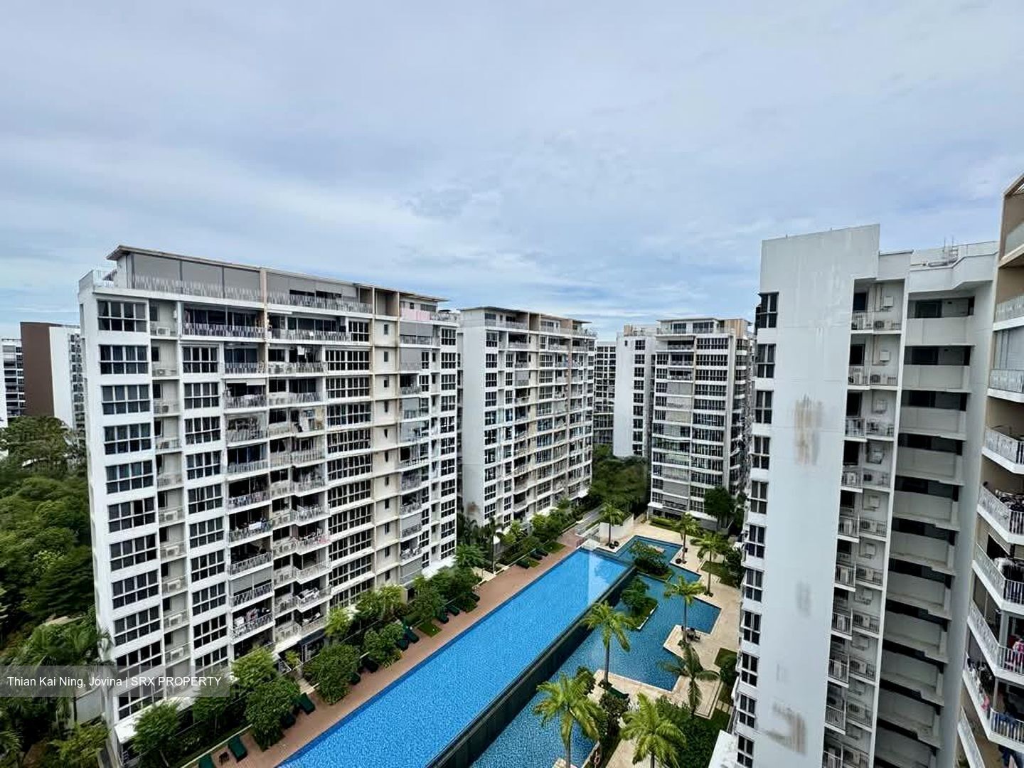 Sea Esta (D18), Condominium #559869441